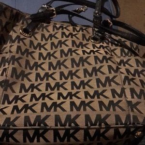 Mk purse